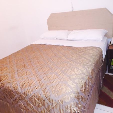 Gold Plaza Guest House Dubai Ngoại thất bức ảnh